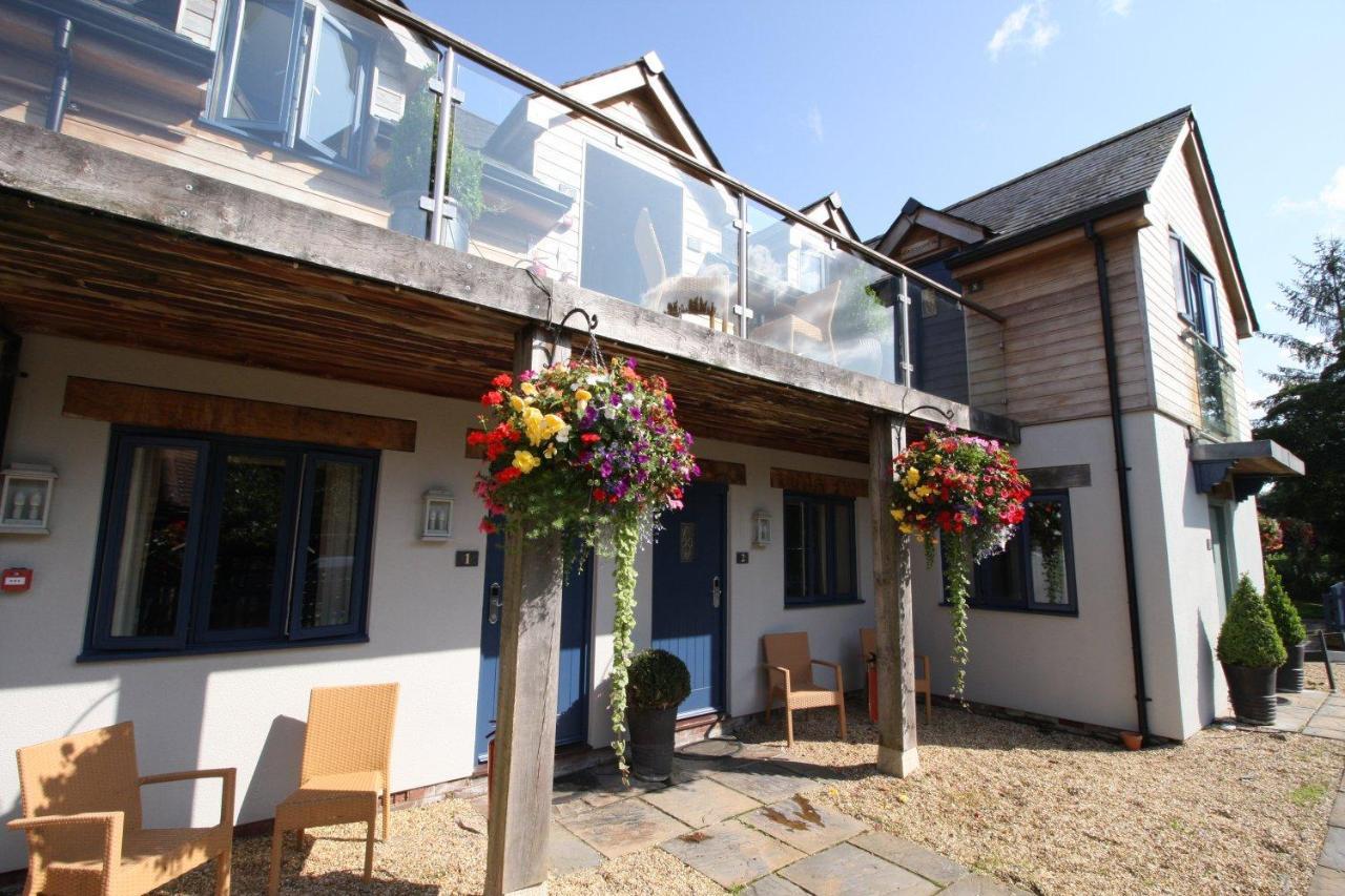 The Sun Inn Swindon Exteriér fotografie